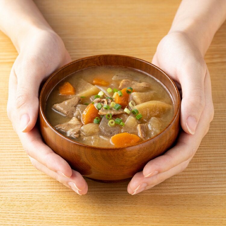 【ふるさと納税】【選べる容量】【定期便】【選べる配送回数】吉野家 レトルト 豚汁