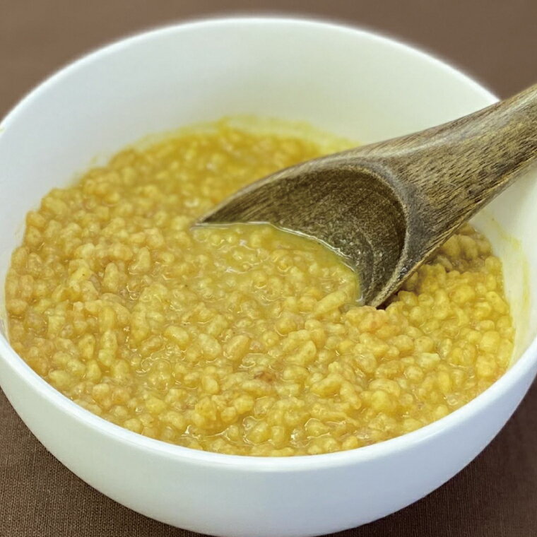 【ふるさと納税】20-07 茨城県産コシヒカリ備食ライス(100g×8袋）カレー味【5年保存・非常食】【備蓄 備蓄用 緊急時 備え 米 食品 食糧 食料 長期保存 レジャー キャンプ 登山 便利】