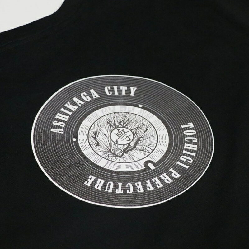 【ふるさと納税】バックプリント 足利市 マンホールTシャツ 黒 L【Tシャツ レディース メンズ 半袖 半袖Tシャツ シャツ マンホール クルーネック カジュアル 栃木県 足利市 】