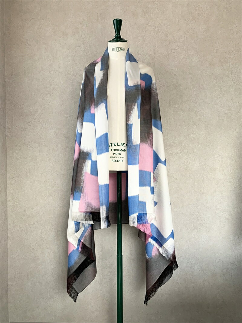 ◎海外要人向け贈呈品選出 足利銘仙(ほぐし織り)シルクストール ART.Square-BL[ 海外要人向け 贈呈品 羽織り 大判 シルクストール シルク ストール 栃木県 足利市 ]