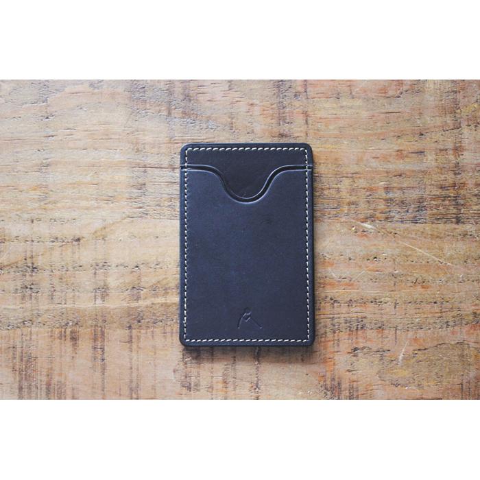 【ふるさと納税】【全7色】栃木レザー タテ型パスケース 定期入れ 職人による手磨き パスホルダー01/ブラック/minca　694のサムネイル