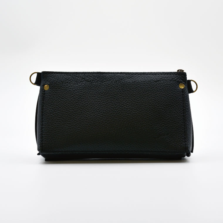 【ふるさと納税】益子の革工房maharoのショルダーポーチ（S）ブラック｜栃木県 益子町 ふるさと納税 ショルダーポーチ 牛革 手作り（AX105-3）