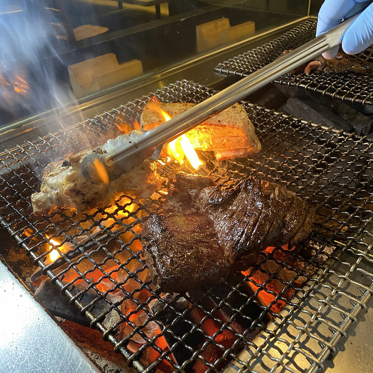 【ふるさと納税】No.581 Market Terrace　休日ディナーペアお食事券 ／ 夕食 食べ放題 飲み放題 送料無料 埼玉県