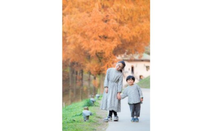 【ふるさと納税】人気スポットで待ち合わせフォトプラン(平日限定)[52210261] 体験チケット 　お届け：撮影から約1ヵ月後にデータをお届けします。 2