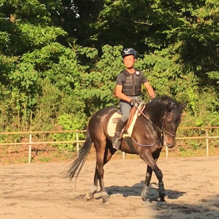 【ふるさと納税】乗馬 体験 レッスン チケット 25分 | 馬 うま 乗馬 体験 レッスン 初心者 自然 シエナ乗馬クラブ 埼玉県 狭山市 f112151-sayama-10000214 埼玉県狭山市 サンプル画像3