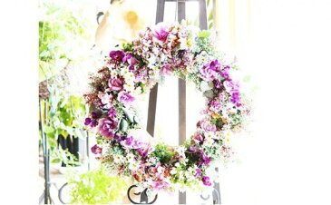 【ふるさと納税】四季折々 年4回届く 生きてるフラワーアレンジギャザリングリース 【11218-0104】 # ギャザリング フラワーアレンジ リース 花 定期便 深谷 深谷市