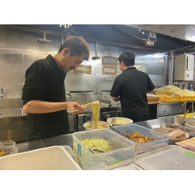 【ふるさと納税】味噌ラーメン|店舗の味を再現|新潟味噌を独自にブレンドコク旨Wスープ×三河屋製麺【満足感】8食セット【配送不可地域：離島】【1731616】