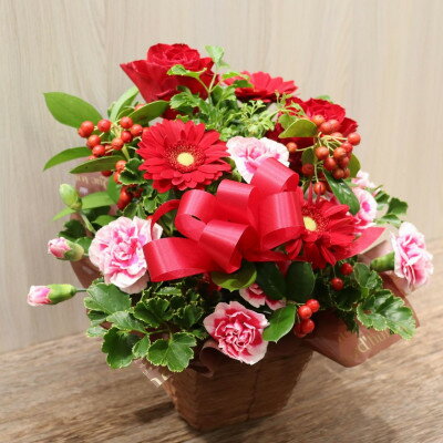 【ふるさと納税】【レッド系:バラ、ガーベラ+季節のお花】生花アレンジメント【配送不可地域：離島】【1379830】