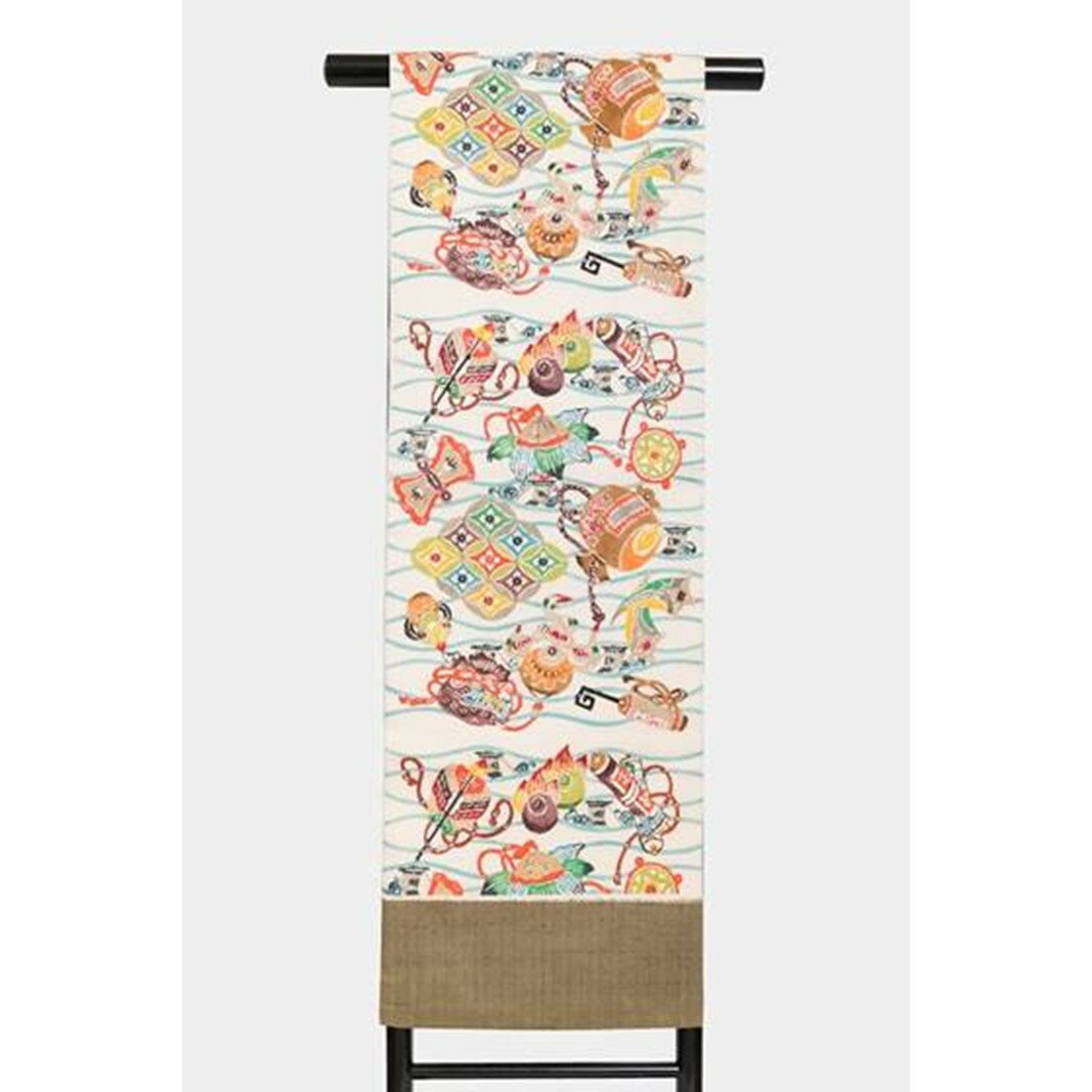 【ふるさと納税】モダン紅型染 名古屋帯(宝尽くし模様) 帯 染帯 反物 名古屋帯 和服 伝統 工芸 染色 染め物 手染め モダン 紅型 華やか 宝尽くし 仕立て...