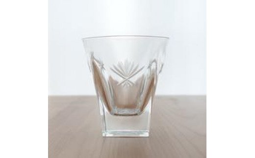 浅草切子 扇と菱 家飲み グラス 日本酒 ハンドメイド 手作り ぐい呑み 酒器 ギフト 贈答 プレゼント