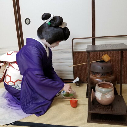 芸者・茶道！日本伝統文化に出会える体験in浅草 お抹茶作り 和室 日本 文化 伝統 観光 旅行