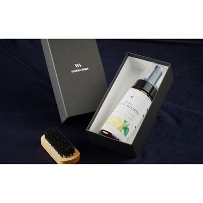 楽天東京都墨田区【ふるさと納税】靴磨き レザーシャンプー Leather-shampoo ケア用品 レザーケア レザー 革 革靴 革製品 クリーナー ナチュラルオイル配合 しっとり ゆず せっけん 香料　【 墨田区 】