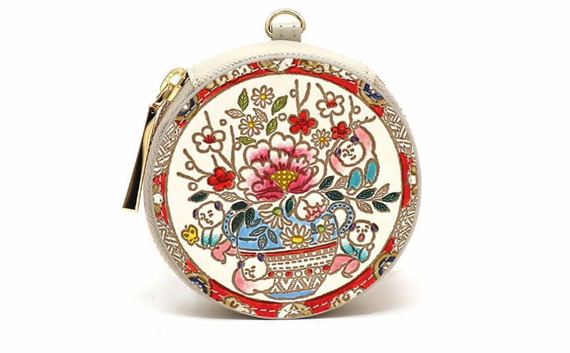 【ふるさと納税】【文庫屋大関】マカロンポーチ 唐子【皮革工芸品】 ポーチ ミニポーチ 小物入れ アクセサリー入れ イヤホン入れ 収納 保管ケース 手のひらサイズ 本革 革 皮革 工芸品 工芸 雑貨 ギフト プレゼント 日本製 東京