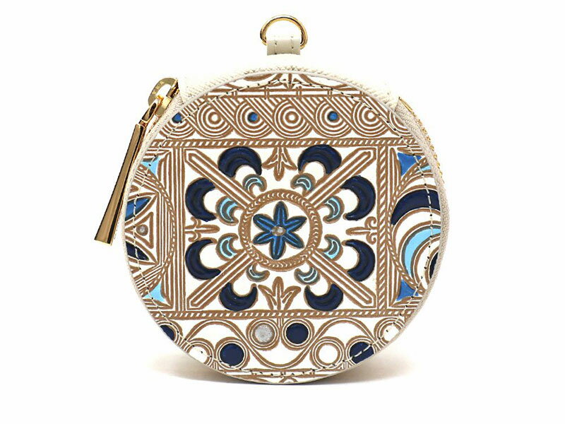 【ふるさと納税】【文庫屋大関】マカロンポーチ 錦紗＜青＞【皮革工芸品】 ポーチ ミニポーチ 小物入れ アクセサリー入れ イヤホン入れ 収納 保管ケース 手のひらサイズ 本革 革 皮革 工芸品 工芸 雑貨 ギフト プレゼント 日本製 東京