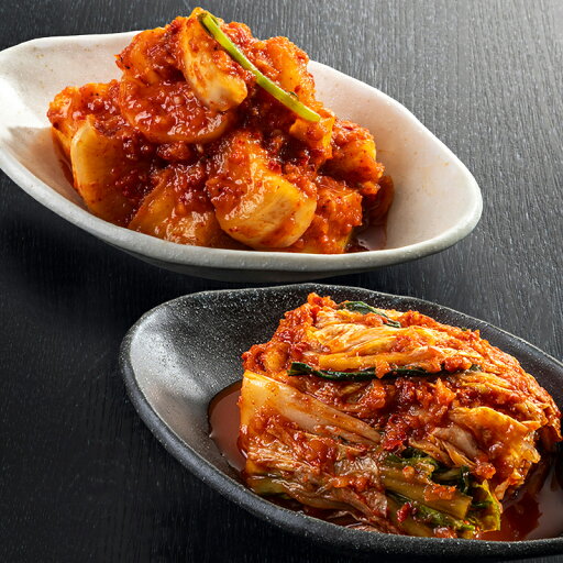 【ふるさと納税】 【焼肉三千里】白菜キムチ(500g)カクテキ(500g) 計1kg 東京都 江東区 漬物 キムチ 食品 セット 詰合せ 食べ比べ ヤンニョム 辛味 旨味 おかず お酒 おつまみ 発酵食品 炒め物 お鍋 お取り寄せ グルメ 送料無料 【ふるさと納税】 【焼肉三千里】白菜キムチ(500g)カクテキ(500g) 計1kg 東京都 江東区 漬物 キムチ 食品 セット 詰合せ 食べ比べ ヤンニョム 辛味 旨味 おかず お酒 おつまみ 発酵食品 炒め物 お鍋 お取り寄せ グルメ 送料無料