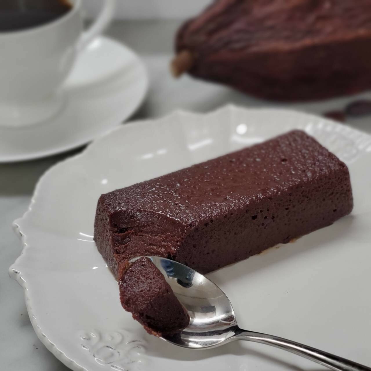 チョコレート専門店「MAGIE DU CHOCOLAT」至極の生ガトーショコラ