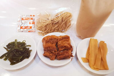 東京都渋谷区 【ふるさと納税】 ラーメン 麺 太肉麺(ターローメン) オリジナル 桂花渋谷センター街店 3食セット 冷凍 画像2