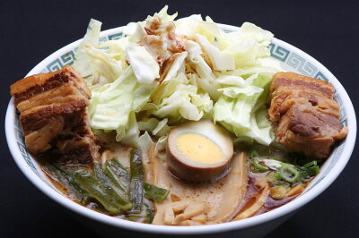 東京都渋谷区 【ふるさと納税】 ラーメン 麺 太肉麺(ターローメン) オリジナル 桂花渋谷センター街店 3食セット 冷凍