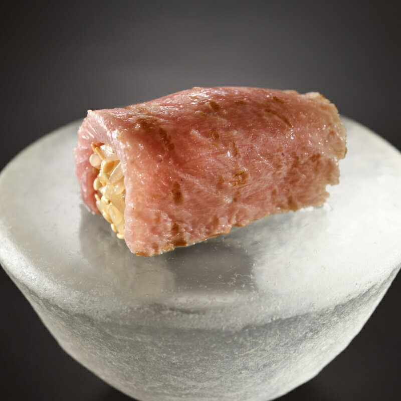 [鮨 日進月歩][ランチ・ディナー共通]昼夜共通 にぎり堪能コース 1名様分(ぐるなびセレクション) 東京都 渋谷区 チケット お食事券 ランチ ディナー にぎり 握り寿司 寿司 トロ いなり マグロ おまかせ コース 料理 グルメ レストラン送料無料