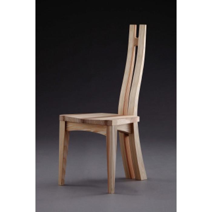 曲線が美しい。東京・八王子産の杉を使った「ダイニングチェア」 | いす ダイニング すぎ 木製 インテリア 家具 ナチュラル おしゃれ 送料無料 東京 八王子