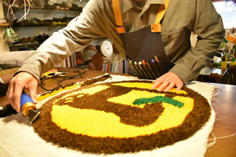 【ふるさと納税】体験 チケット タフティング オリジナル ラグ 作り | 関口善大靴工房 オリジナル ラグ インテリア 体験 記念 記念日 記念品 思い出作り 制作体験 チケット 東京都 送料無料 3