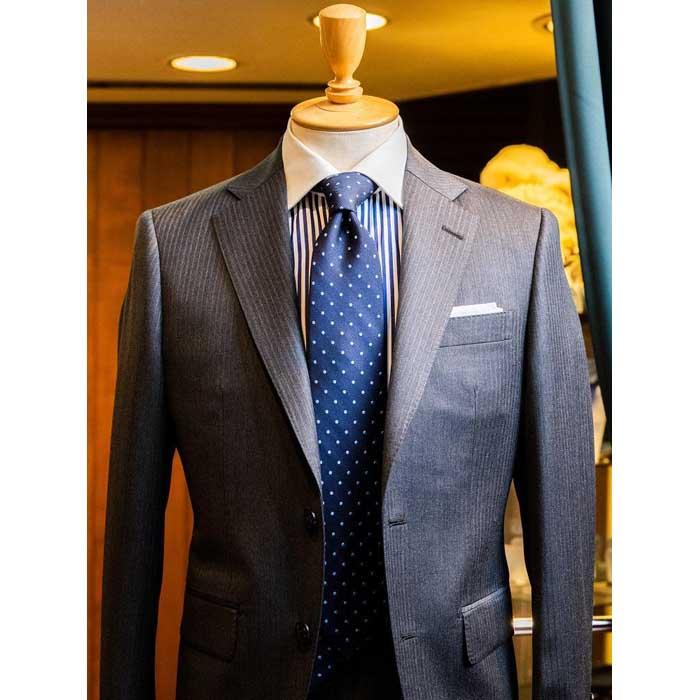 【ふるさと納税】【店舗採寸限定】「カノニコ CANONICO」「レダ REDA」の素材を使ったオーダースーツのお仕立券 | 衣料 ファッション チケット 人気 おすすめ 送料無料