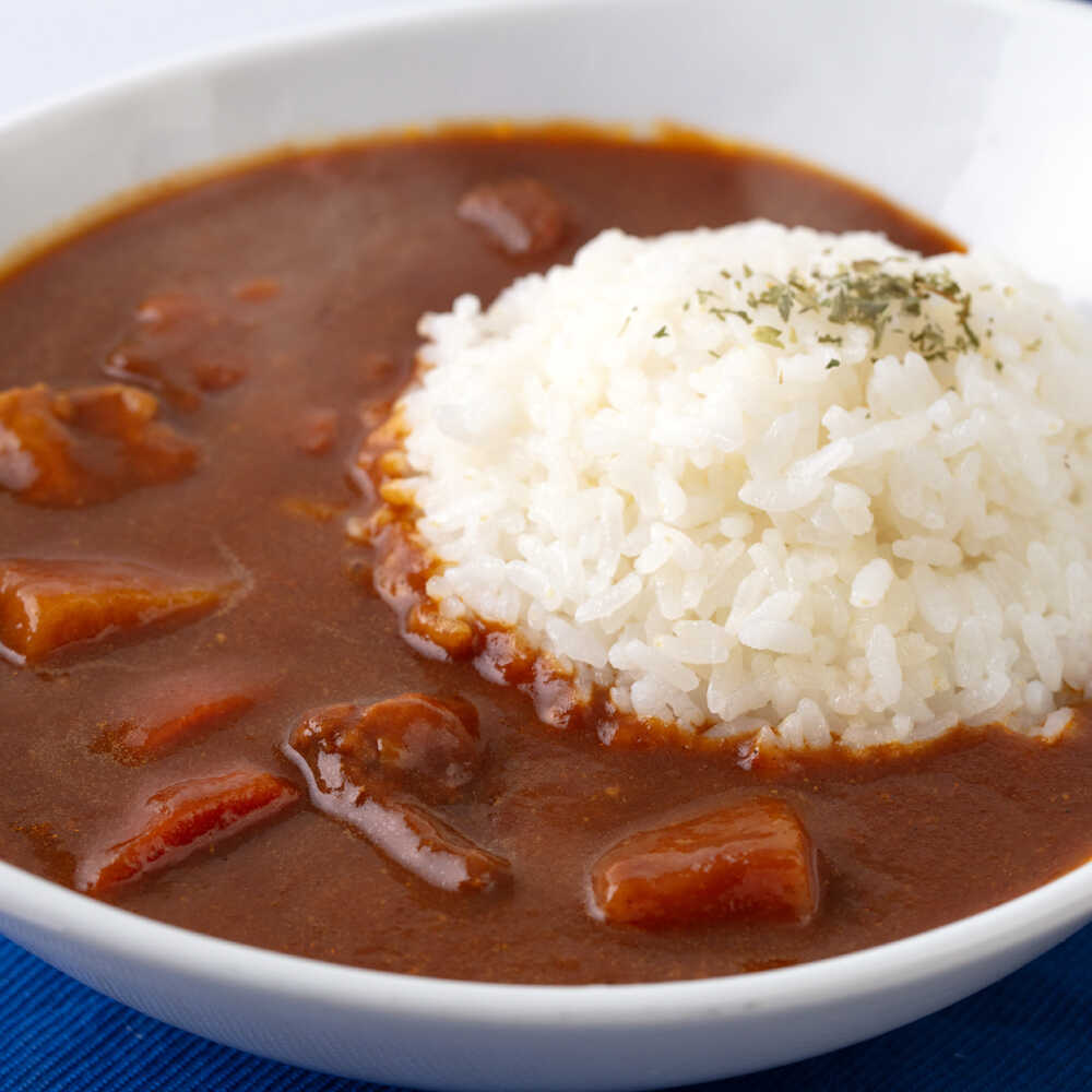 【ふるさと納税】 F・マリノスKURIHAMAカレー 220g×2個セット【久里浜商店会協同組合】 カレー 横須賀 備蓄 レトルト 常温 [AKCA005] 5000円 5千円 f142018-yokosuka-10001677 神奈川県横須賀市 サンプル画像3