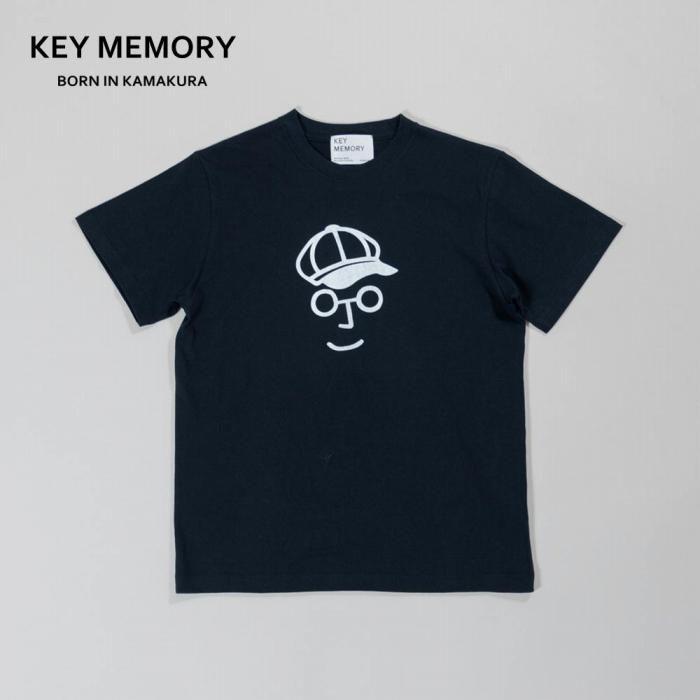 [KEYMEMORY 鎌倉]キャスケットイラストTシャツ NAVY