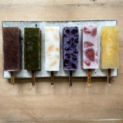【ふるさと納税】葛氷柱 6本セット　 和菓子 スイーツ 葛 アイス 小豆 抹茶 杏仁 いちご ブルーベリー ゆず こども デザート おやつ 　お届け：ご入金後、1～2週間後に発送のサムネイル
