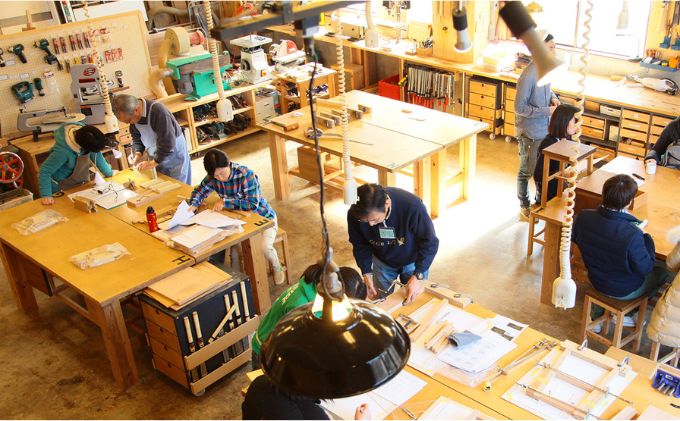 【ふるさと納税】木工旋盤利用安全講習＋DIYシェア工房 入会金＆初月利用料無料コース　 体験チケット 機材 道具 借りれる 騒音 ゴミ 心配 不要 電動工具 小型 木工機械 学べる 物づくり 本格的 受講 ウッドターニング 趣味 3