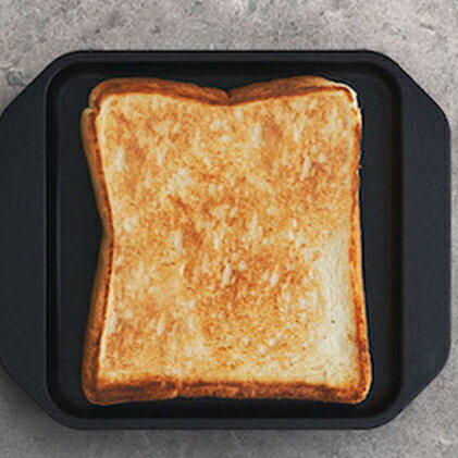 【ふるさと納税】Sumi Toaster　【 キッチン用品 調理家電 カーボン 炭素 最高 トースター 遠赤外線 カリッ もちっ ふんわり 食感 】