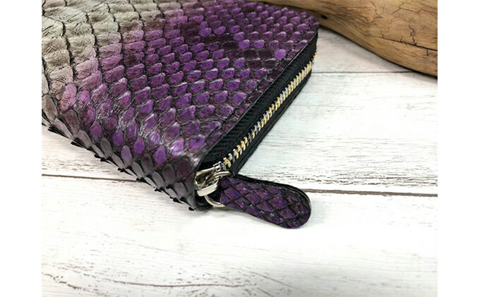 【ふるさと納税】パイソンのフルラウンドファスナー財布 ファッション小物 長財布 ヘビ 蛇 牛 革 革製品