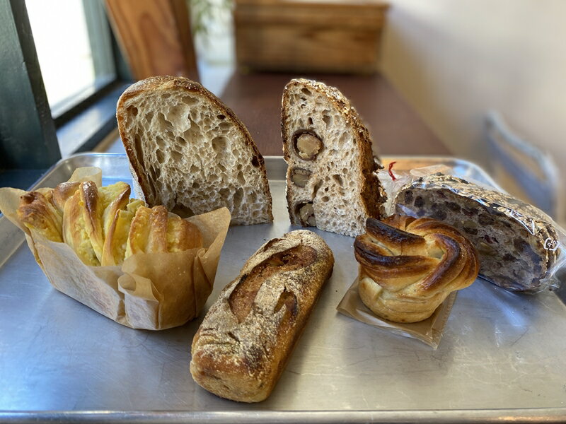 楽天神奈川県大磯町【ふるさと納税】Lee's Breadお任せパンセット 天然酵母パン ハード系ブレッド カンパーニュ【配送外エリア:北海道 沖縄 離島】【 神奈川県 大磯町 無農薬 国産小麦粉 天然酵母 贈答品 父の日 お歳暮 お祝い ギフト 期間限定】