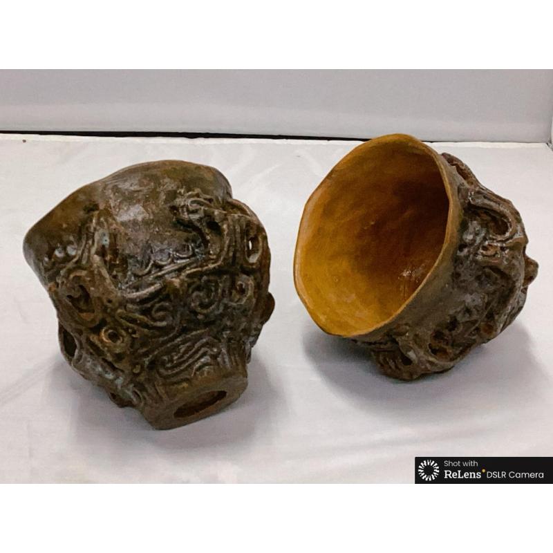 縄文・火焔型ぐい呑み 2個セット 直径約5cm 48g 陶芸品 食器 カップ セット 新潟市