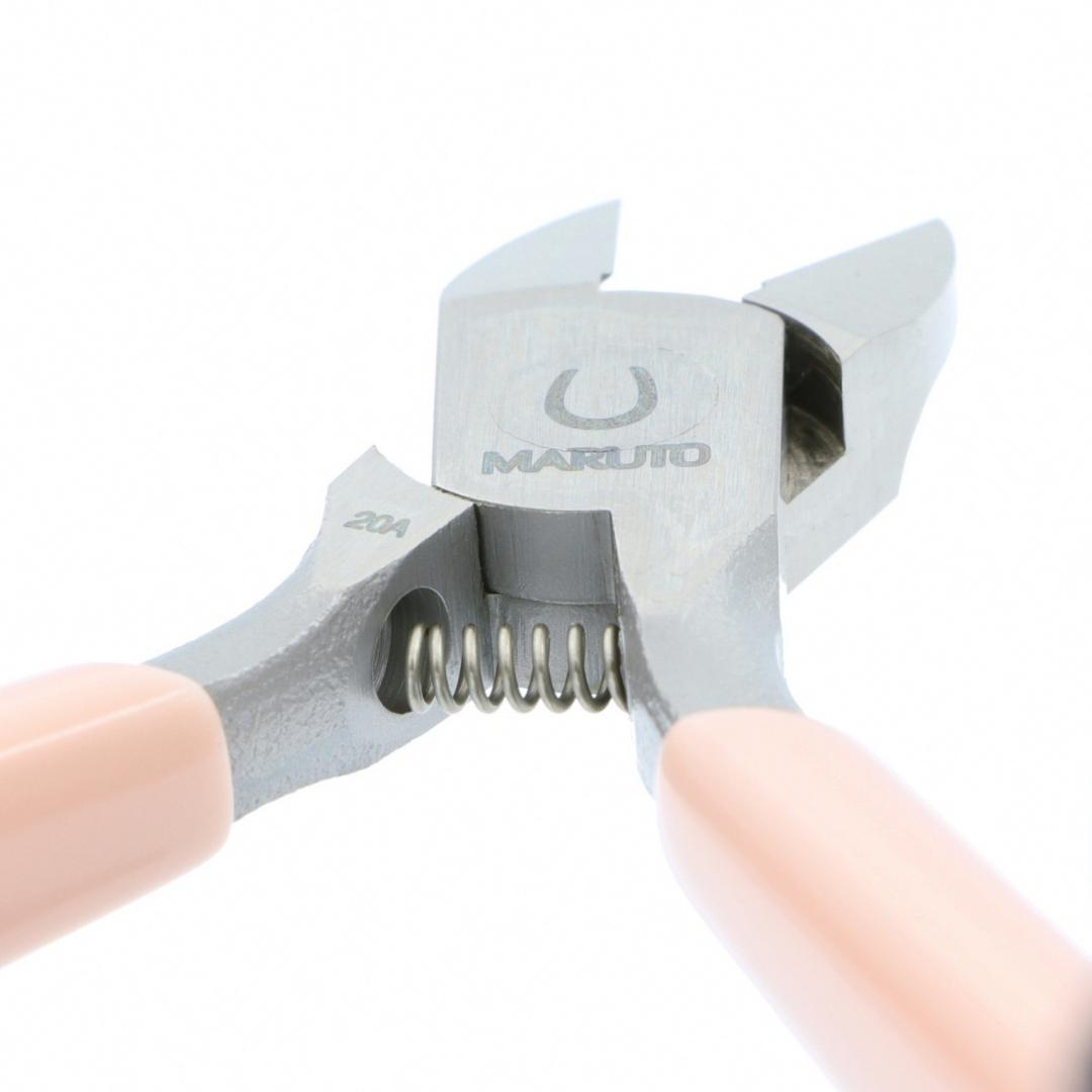 【ふるさと納税】[MARUTO( マルト )] ネイルニッパー ネイルプロcolor とき色 スカイブルー バイオレットピンク 選べる3色 爪切り つめ切り ネイルケア 燕三条【011S110】