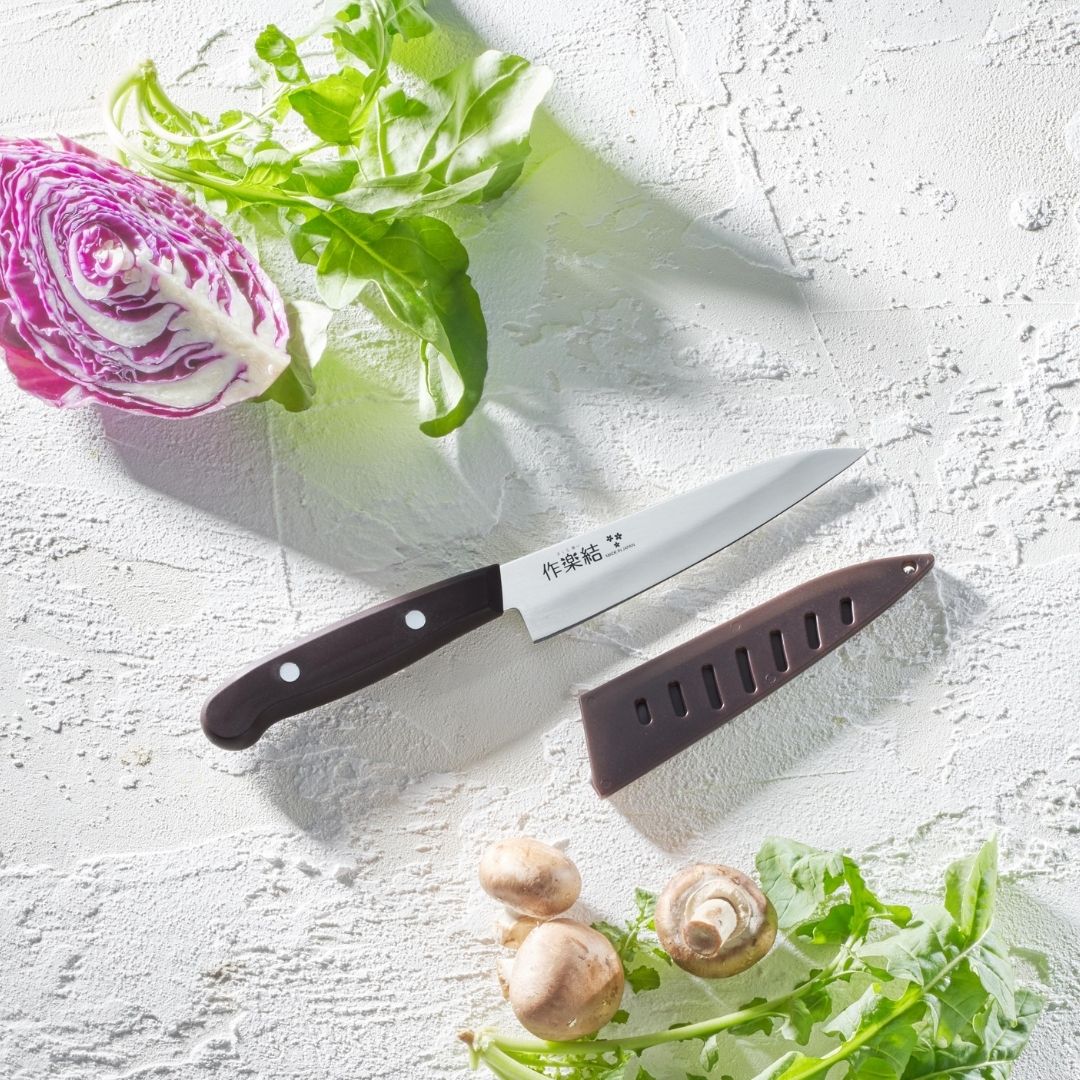 【ふるさと納税】作楽結 サヤ付き2本セット（三徳・ペティ） 万能包丁 フルーツナイフ 食洗機対応 キッチン用品 調理器具 新生活 燕三条製 [下村工業] 【010S533】