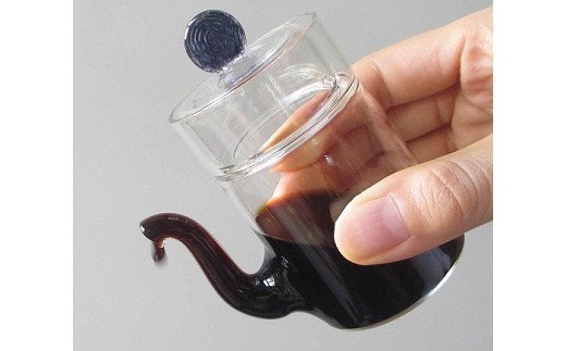 【ふるさと納税】液だれしない！醤油さしペアセット【ガラス 食器 新潟県 柏崎市 】