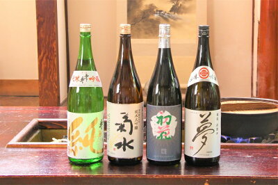 楽天ふるさと納税　【ふるさと納税】贈答用箱入 新発田の蔵元 飲み比べセット 1.8L×4本 【 新潟 地酒 日本酒 新潟県 新発田市 飲み比べ 一升瓶 1800ml 4本 1.8L 菊水 王紋 金升 ふじの井 贈答 プレゼント E06_01H 】