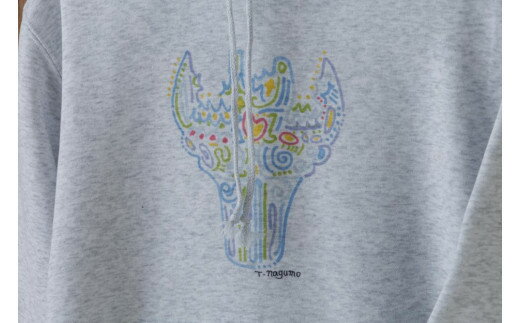 【ふるさと納税】「旅する縄文」パーカー 十日町土器02 アッシュ ファッション メンズ レディース 裏起毛パーカー 　お届け：ご用意でき次第、順次発送となります。