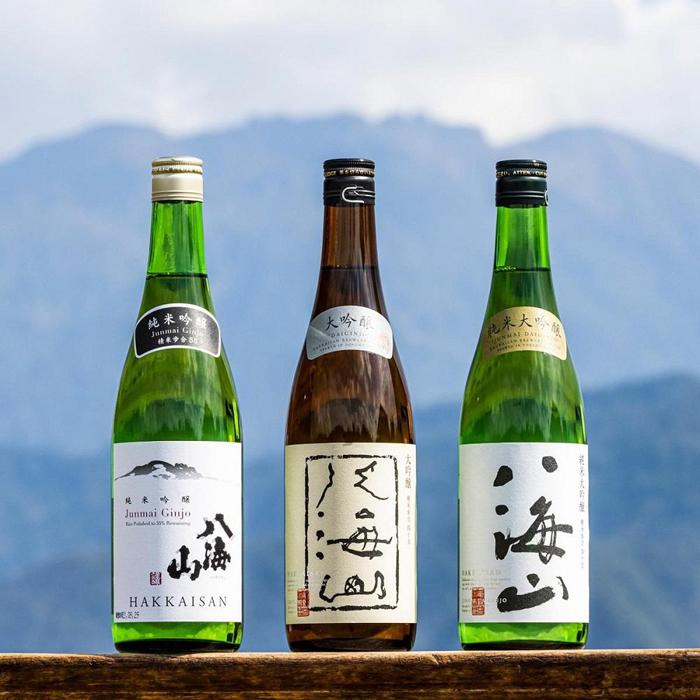 酒 日本酒 飲み比べ 3本 × 720ml ( 八海山 純米吟醸 55% & 大吟醸 & 純米大吟醸 ) 越後の名酒 | お酒 さけ 人気 おすすめ 送料無料 ギフト セット