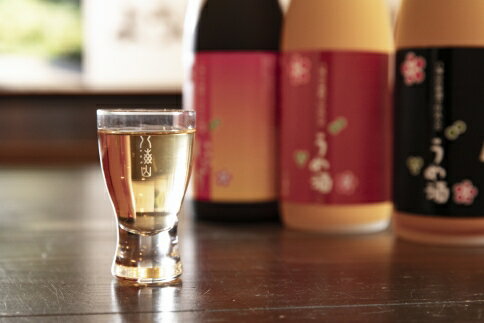 【ふるさと納税】八海山の焼酎で仕込んだ「うめ酒」四合瓶3本セット | お酒 さけ 人気 おすすめ 送料無料 ギフト