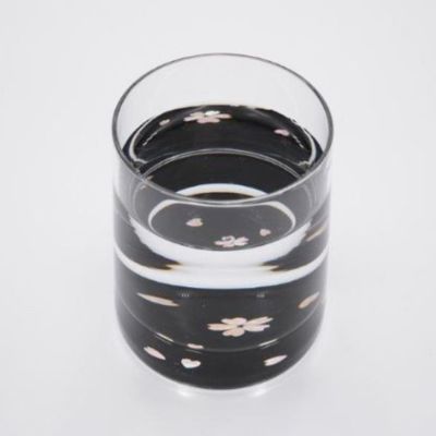 【ふるさと納税】グラス　桜（貝入）黒　【 酒器 工芸品 ガラ