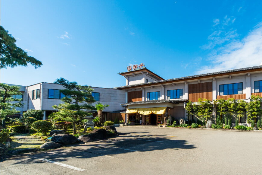 【ふるさと納税】【政府登録国際観光旅館】ゆのみこ温泉 館内利用割引券（9,000円分）[ゆのみこ温泉 富山県 上市町 32280045] 宿泊券 旅行券 割引券 食事券 温泉 旅館 旅行