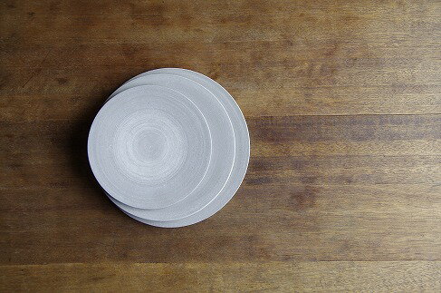 【ふるさと納税】 CONCRETE CERAMIC Plate M 皿 お皿 手作り デザイン 革 小物 陶器 焼き物 食器 工芸品 伝統 工芸 お中元 お歳暮 ギフト 小松市 石川県 026003【KEI ARABUNA ART STUDIO】