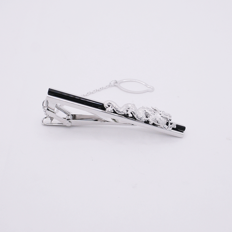 【ふるさと納税】＜ 甲府ジュエリー ＞ ネクタイピン タイピン メンズ ジュエリー アクセサリー シルバー 925 オニキス ダイヤモンド 0.01ct 龍 カジュアル ビジネス ギフト プレゼント 保証書付 k197-025