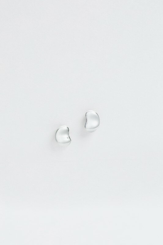 【ふるさと納税】＜ 甲府ジュエリー ＞ ピアス ジュエリー レディース アクセサリー Pt900 プラチナ ぷっくり感 軽い つけっぱなし ギフト プレゼント ギフトボックス付 保証書付 k220-064