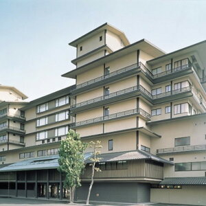 【ふるさと納税】甲府湯村温泉 常磐ホテルペア宿泊券 平日限定お手軽プランが大人気返礼品になっている理由とは ふるさと納税 人気 返礼品 ランキング