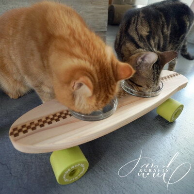 【ふるさと納税】【&CRAFTS】Pet bowls stand-PENNY-(Green)※名入れプレート付き【1378241】