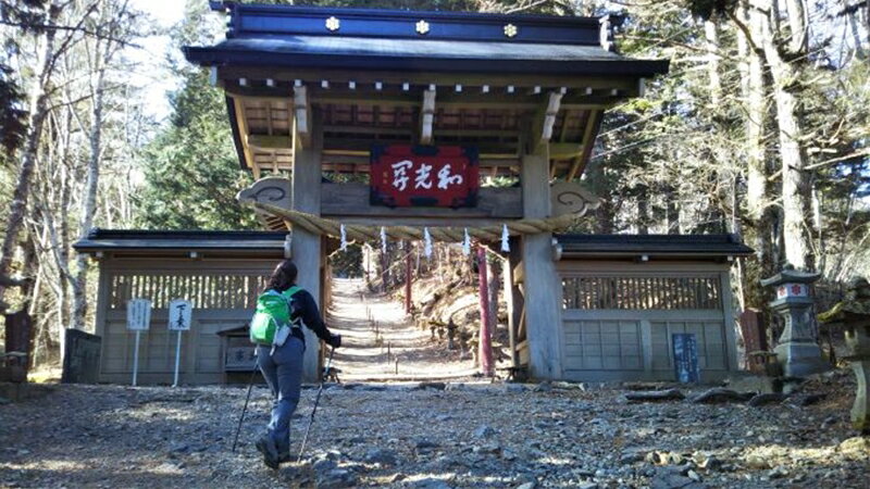 【ふるさと納税】囲炉裏付き古民家に泊まり、登山ガイドと霊峰・七面山に登ろう！（宿泊体験チケット2名様分）【 旅行 体験・チケット 山梨県 早川町 】その2