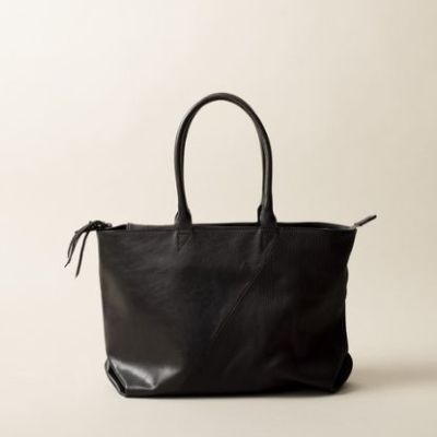 【ふるさと納税】LAYER（革のカシミヤ　国産野生鹿革トートバッグ）　【 ファッション カバン バッグ ハンドバッグ プレゼント ギフト 】　お届け：※発送までに数ヶ月かかる場合がございます